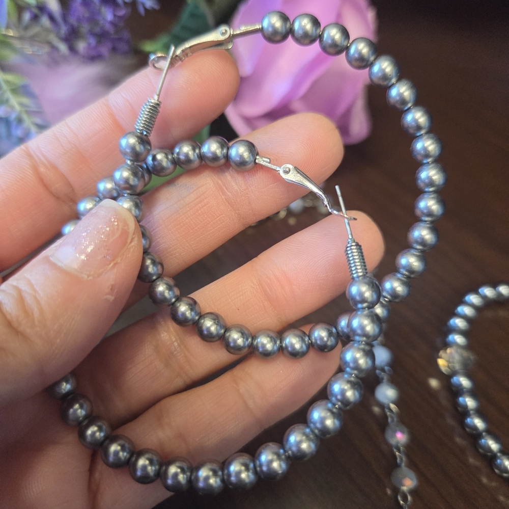 Gray & Silver Jewelry Set - Picture 2 of 4